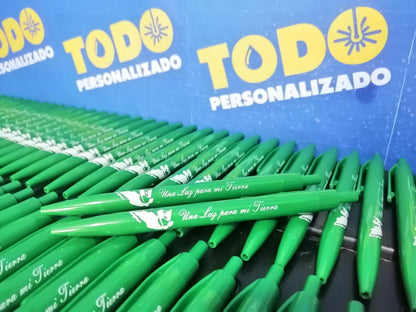 200 bolígrafos promocionales de plástico con tu logo impreso a una tinta